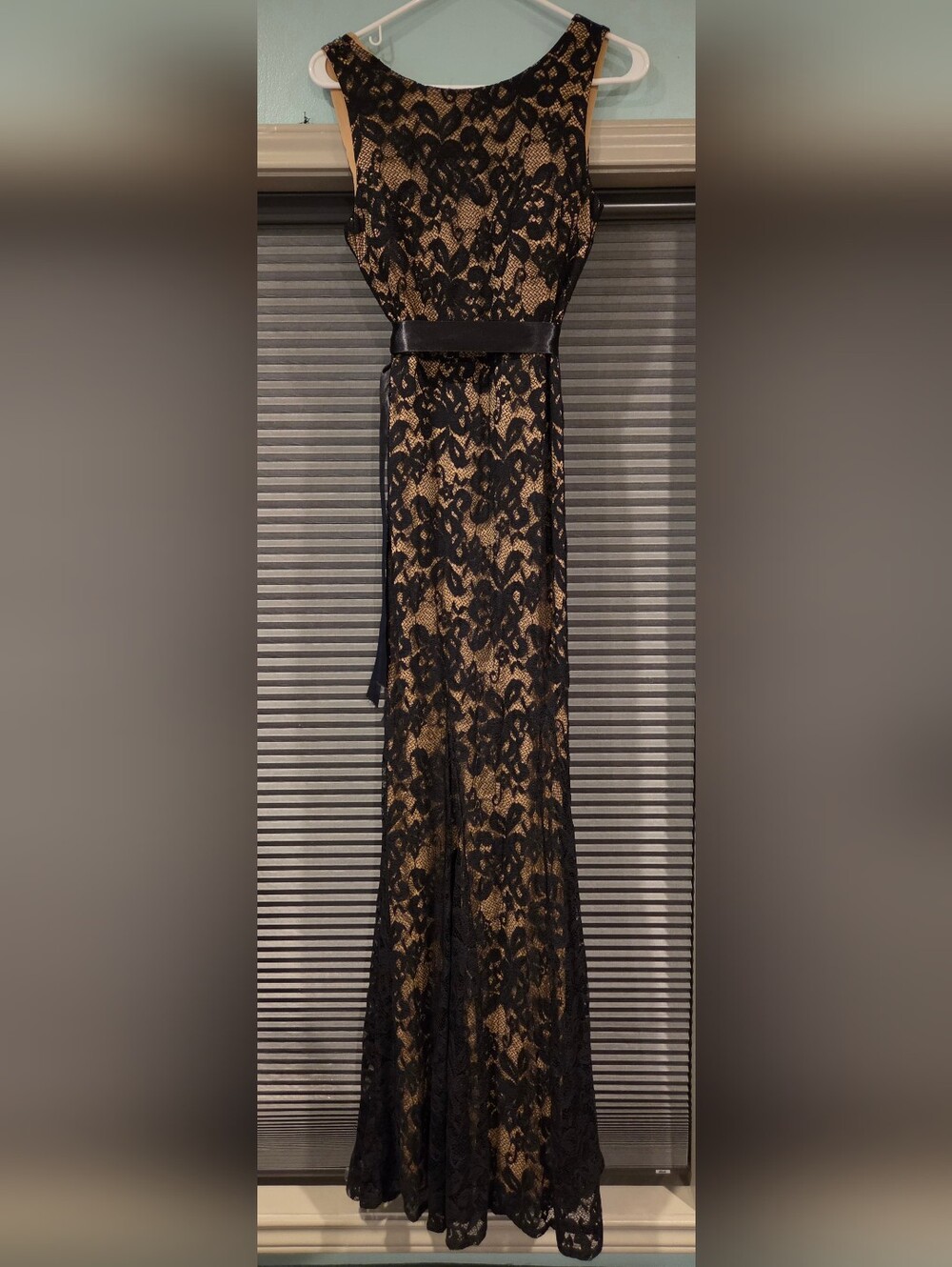 Windsor Black Lace Overlay Evening Slip Dress with Nude Lining Sz 5/6